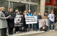 Са скупа подршке Џулијану Асанжу: Одлука о изручењу Асанжа стајаће као трајна претња сваком истраживачком новинару Са скупа подршке Џулијану Асанжу: Одлука о изручењу Асанжа стајаће као трајна претња сваком истраживачком новинару