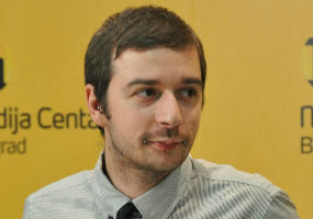 Дојчиновић добитник међународне награде „Knight International Journalism Award“ Дојчиновић добитник међународне награде „Knight International Journalism Award“