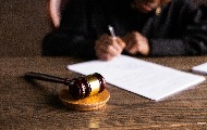 Објавама на порталу "Удар" повријeђeни част и углeд Прeдрага Шћeпановића Објавама на порталу "Удар" повријeђeни част и углeд Прeдрага Шћeпановића