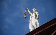 Проблеми новинара нису у законима, већ у њиховој примени Проблеми новинара нису у законима, већ у њиховој примени