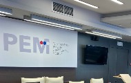 Брнабић: Измене Закона о бирачком списку крајем јуна на јавној расправи, за РЕМ ће се наћи решење Брнабић: Измене Закона о бирачком списку крајем јуна на јавној расправи, за РЕМ ће се наћи решење