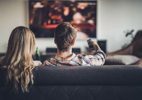 Гледање телевизије два сата дневно, смањује ризик од лошег здравља