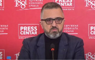 Осветничка порнографија уживо на Информеру: Вучићевић показивао фотографије студенткиње и гнусно их коментарисао Осветничка порнографија уживо на Информеру: Вучићевић показивао фотографије студенткиње и гнусно их коментарисао