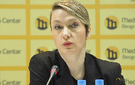 Угрожене, нападане, премало плаћене Угрожене, нападане, премало плаћене