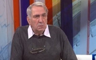 Суђење трећеокривљеном за паљење куће новинара Милана Јовановића кренуло из почетка. Иста оптужница, нови судија и тужилац Суђење трећеокривљеном за паљење куће новинара Милана Јовановића кренуло из почетка. Иста оптужница, нови судија и тужилац
